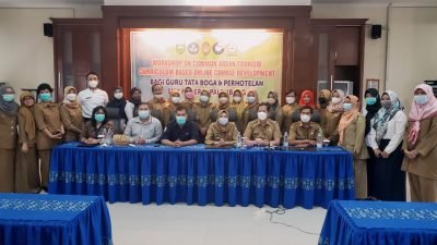 SMK Negeri 6 Palembang melaksanakan permodelan pembelajaran terbuka jarak jauh