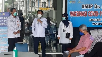Mulai Hari ini Vaksinasi Covid 19 untuk Masyarakat Umum di RSMH Palembang