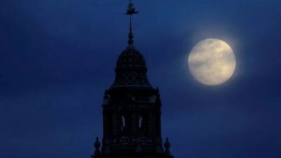 Malam Ini Akan Terjadi Fenomena Bulan Biru