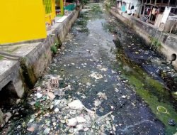 Sungai Kedukan Dipenuhi Sampah