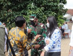 Pangdam II Sriwijaya dan Menko Perekonomian Tinjau PPKM dan Prokes di Lampung