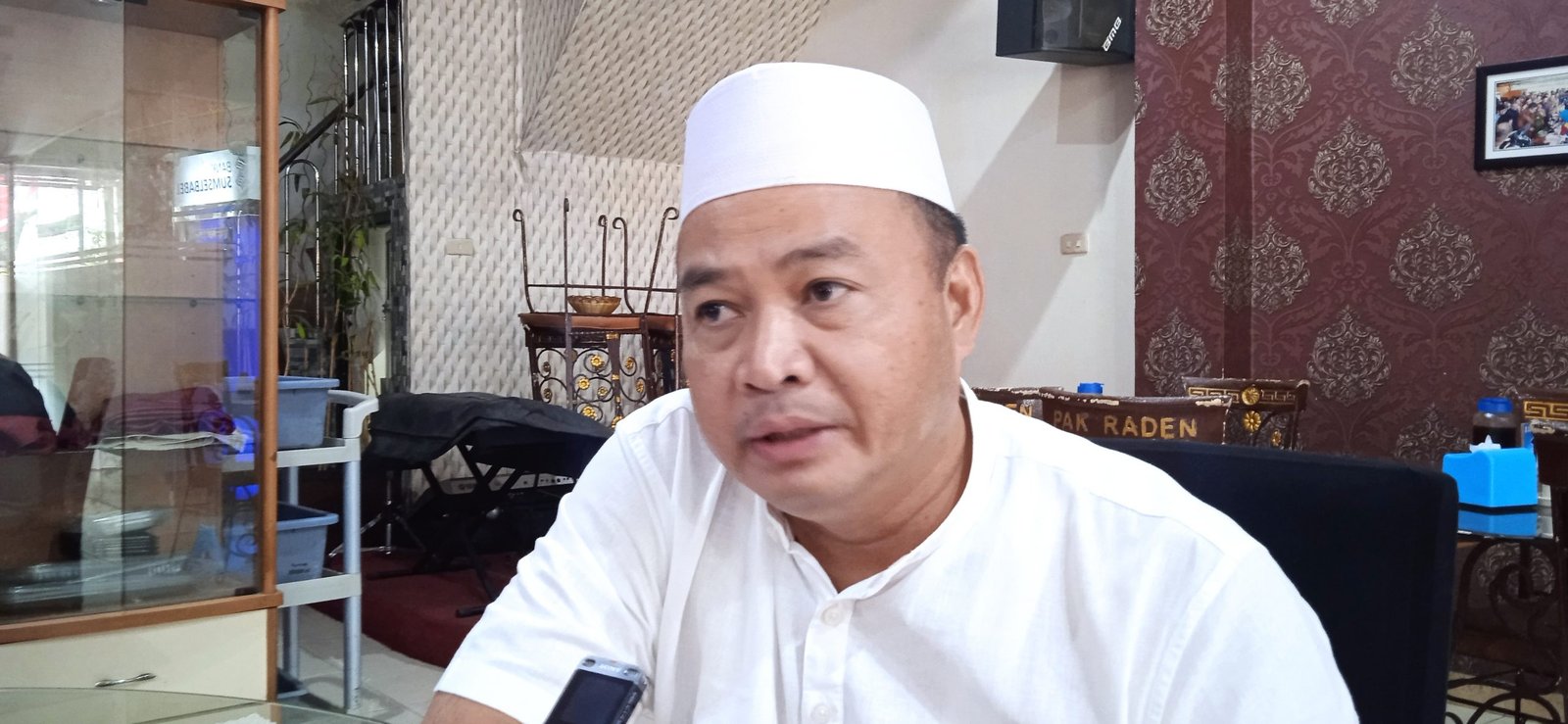 Ketua YLKI Sumsel, RM Taufik Husni
