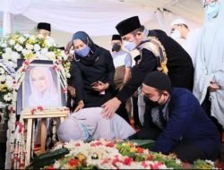 Keluarga Besar Herman Deru Tabah dan Ikhlas