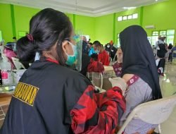 Meski Takut Jarum, Pelajar Senang Divaksin