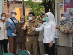 Ngantor di Kelurahan, Fitri Banyak Terima Keluhan Banjir