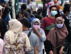 RI Diprediksi Hadapi Gelombang Ketiga Corona Akhir Desember