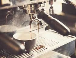 Langsung Minum Kopi Saat Bangun Tidur, Salah