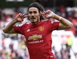 Cavani Batal Duet Bareng Ronaldo di Young Boys vs Man Utd