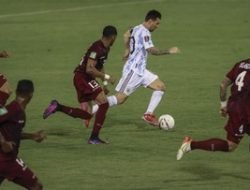 Messi Pincang Efek Tekel Brutal Jelang Brasil vs Argentina