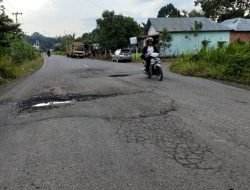Hati-hati, Jalan Lingkar Empat Lawang Berlobang