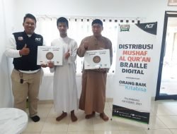 ACT Hadiahkan Alquran Braille Digital untuk Tunanetra