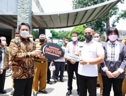 Deru Bantu Kendaraan Operasional ke BNN Sumsel