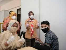 Atalia Ridwan Kamil Tinjau Sentra Vaksinasi COVID-19 di Cimahi