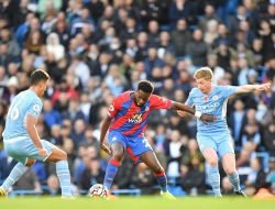 Manchester City Tumbang di Kandang Sendiri