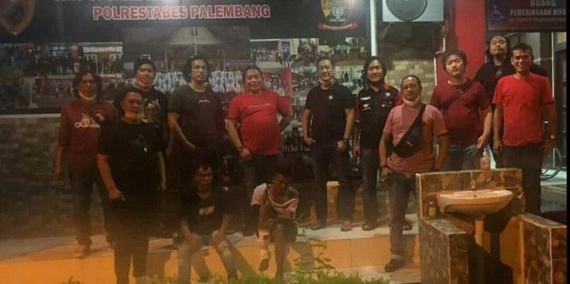 Dua pelaku diamankan di Polrestabes Palembang, Kamis (18/11).