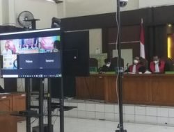 4 Terdakwa Kasus Masjid Sriwijaya Menangis dan Minta Bebas