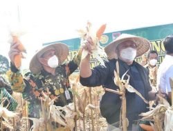 Deru Raih Penghargaan Gubernur Pendukung Gerakan Tanipreneur