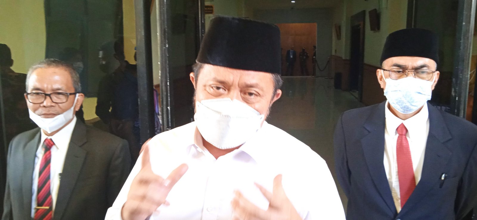 Gubernur Herman Deru