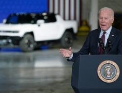 Awas Longsor, Biden Resmi Lempar ‘Bom’ Obrak-Abrik Minyak