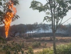 Api Sumur Minyak Ilegal di Keban 1 MUBA Masih Nyala