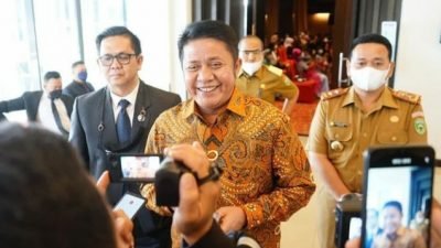 Gubernur Sumatera Selatan, Herman Deru mengajak para advokat yang tergabung dalam Perhimpunan Advokat Indonesia (DPC Peradi) Palembang untuk dapat menjadi mitra pemerintah