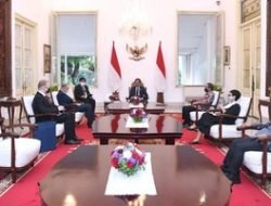 AS dan Rusia Sama-sama Menghadap Jokowi, Ada Apa?