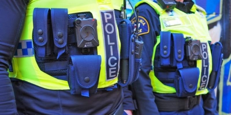 Ilustrasi Worn Camera