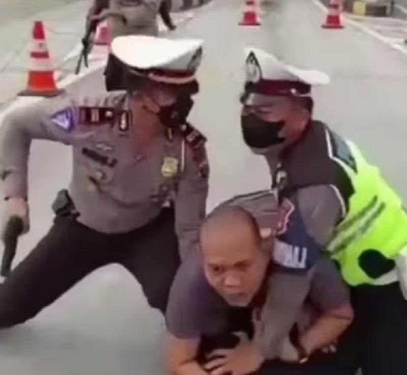 Polres Mesuji menggagalkan pengiriman 15 kg sabu yang dikemas dalam 15 paket