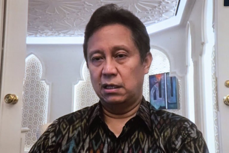Menkes Budi Gunadi Sadikin dalam keterangan pers usai Ratas Evaluasi PPKM. Minggu (16/01/2022), secara virtual.