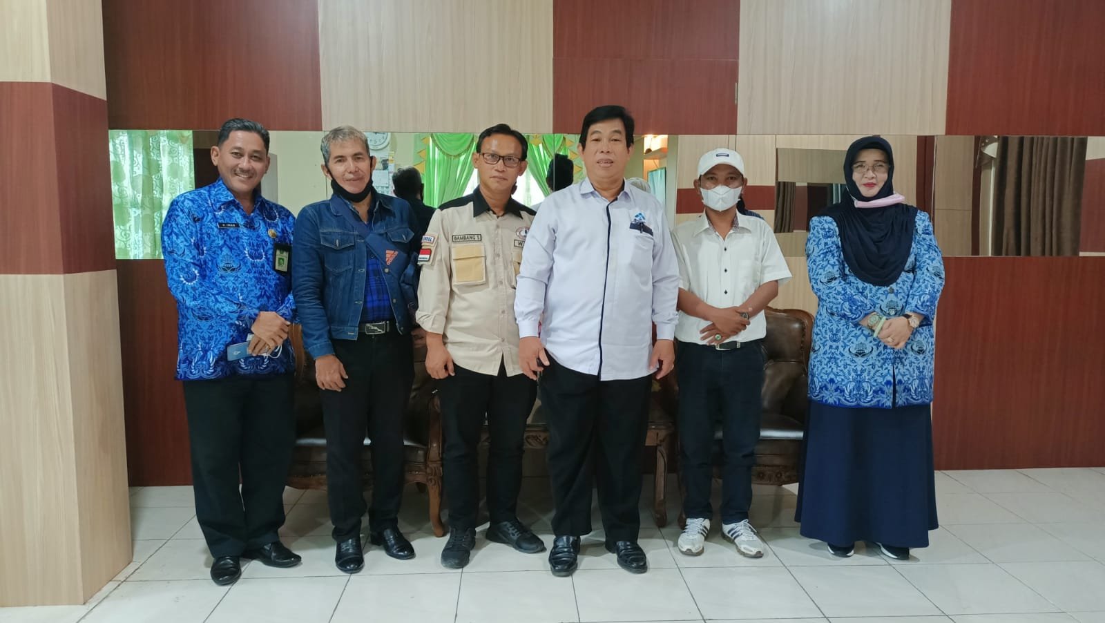 KUNJUNGAN kerja personal Sekretariat Bersama (Sekber) Wartawan Indonesia ke Kanwil Kementerian Agama Sumatera Selatan