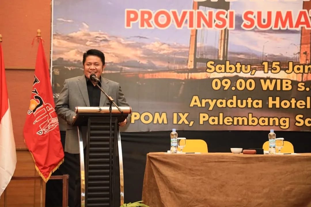 Herman Deru saat sambutan pada Pelantikan DPD IKAFH UNDIP Provinsi Sumsel bertempat di Hotel Aryaduta Palembang, Sabtu (15/1/2022).