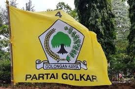 Golkar menepis pernyataan pengamat politik Ray Rangkuti, yang menyatakan Partai Golkar akan memajukan Anies Baswedan di Pilpres 2024.