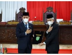 Jawaban Gubernur Atas Pandangan Umum Fraksi soal 4 Raperda