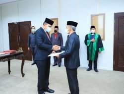 Plt Bupati Beni Lantik Sekwan Muba Jadi Staf Ahli