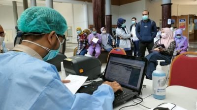 Tes swab nakes RSMH Palembang