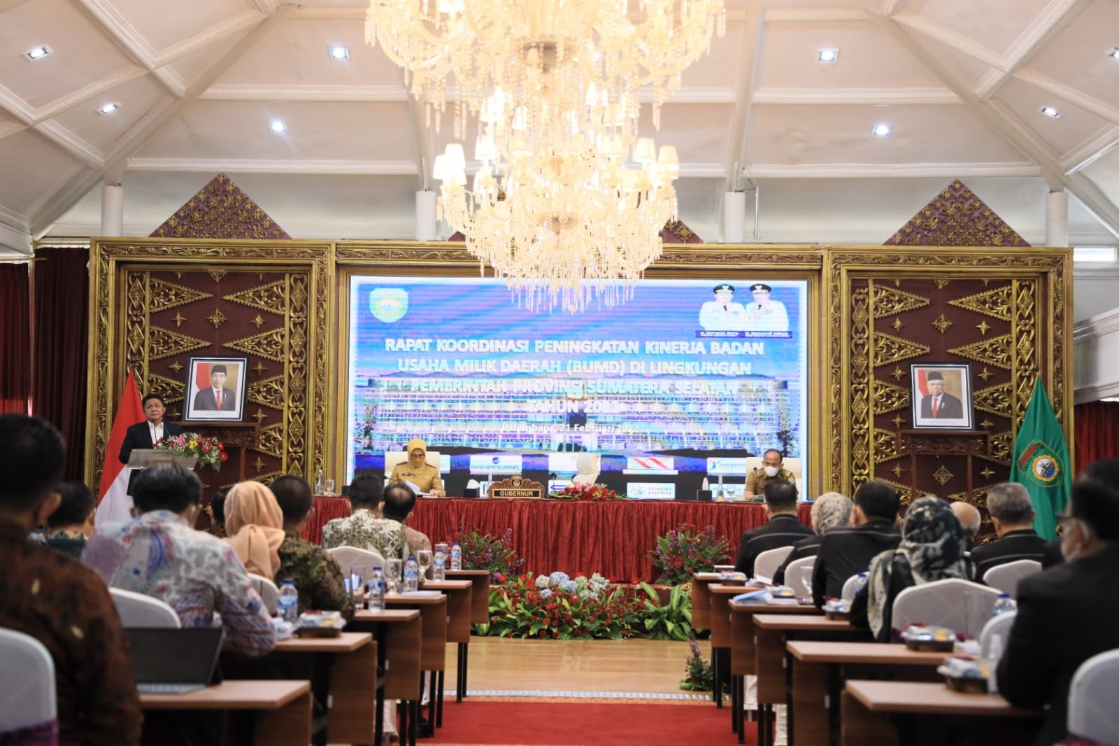 Gubernur Sumsel H Herman pimpin rapat BUMD Sumsel di Griya Agung, Senin (21/2/2022).