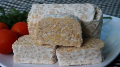 Produsen Tempe Diminta Sesuaikan Harga Kedelai