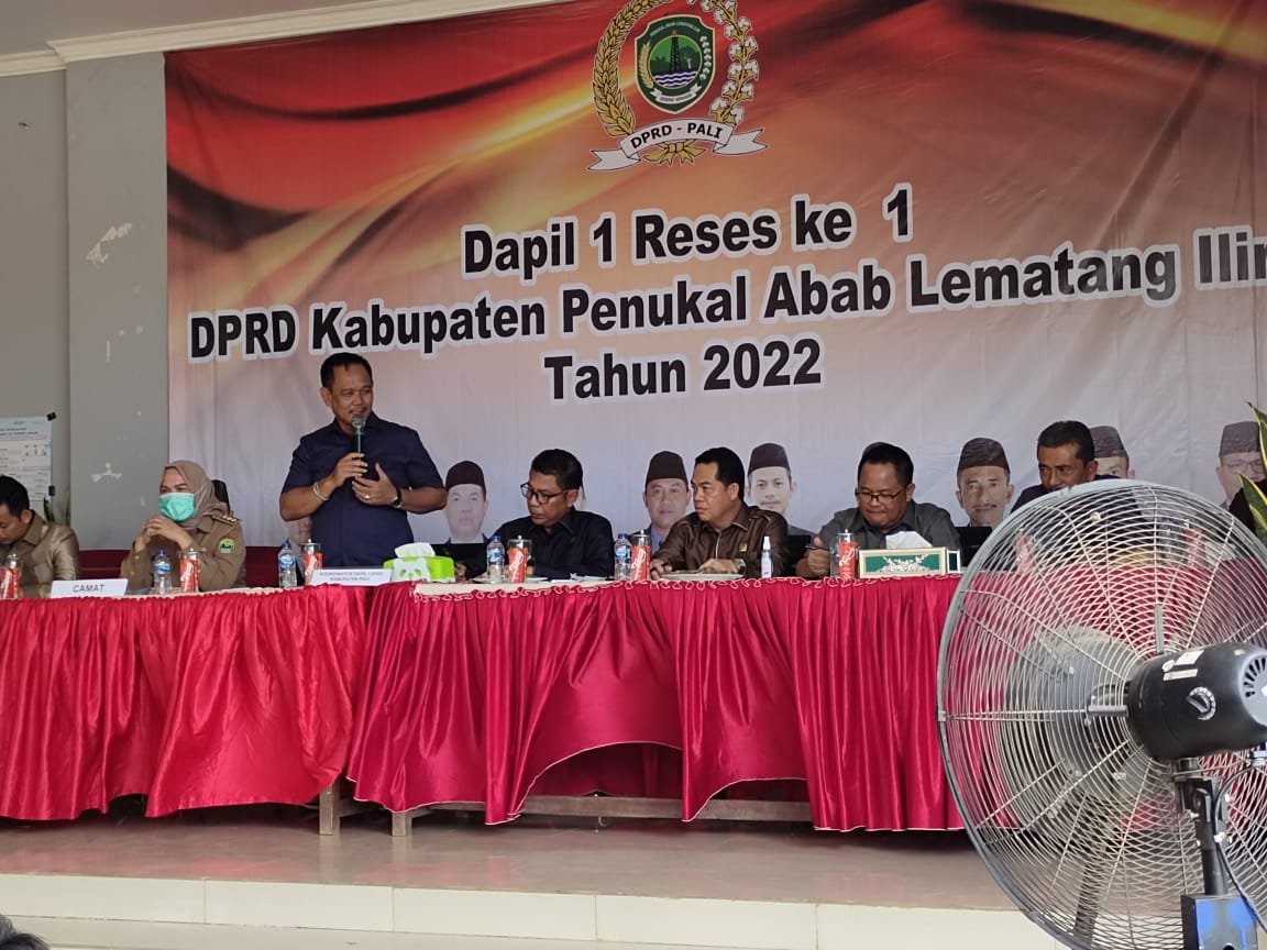 DPRD Kabupaten PALI Daerah Pemilihan (Dapil) 1 Kecamatan Talang Ubi melakukan reses ke-1 di Kantor Camat Talang Ubi, Senin (21/3/2022).