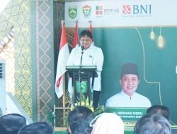 Menko Perekonomian Airlangga Hartato Puji Herman Deru
