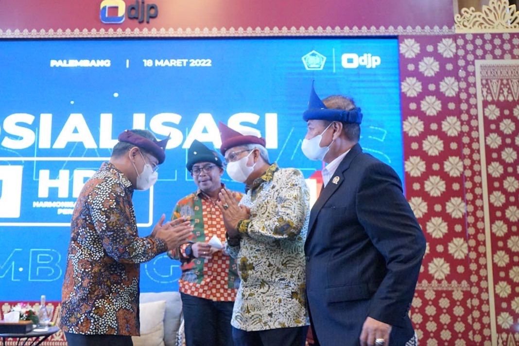 Wagub Mawardi Yahya dampingi Kementerian Keuangan (Kemenkeu) melalui Direktorat Jenderal Pajak (DJP) menyelenggarakan road show Sosialisasi Undang-Undang Nomor 7 Tahun 2021 tentang Harmonisasi Peraturan Perpajakan.