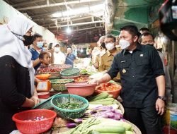 Gubernur Herman Deru Pantau Pasar Tradisional