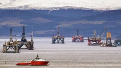 Harga Minyak Dunia Meroket