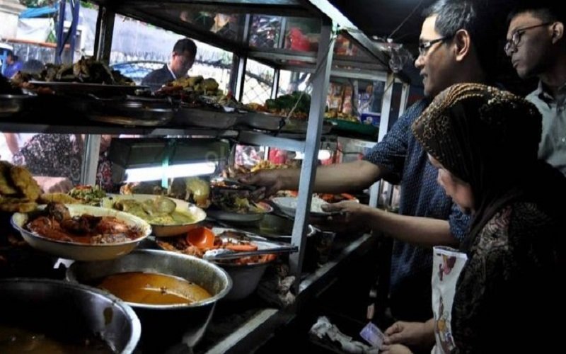 MUI perbolehkan pedagang makanan buka selama Ramadan