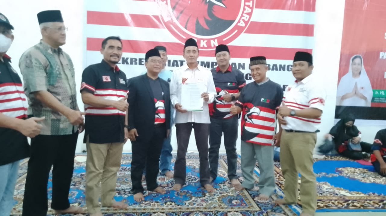 Pimpinan Daerah (Pimda) Partai Kebangkitan Nusantara (PKN) melakukan konsilidasi serta menyerahkan SK Pimcab dan Pimcam kepada 18 Kecamatan PKN se Kota Palembang.