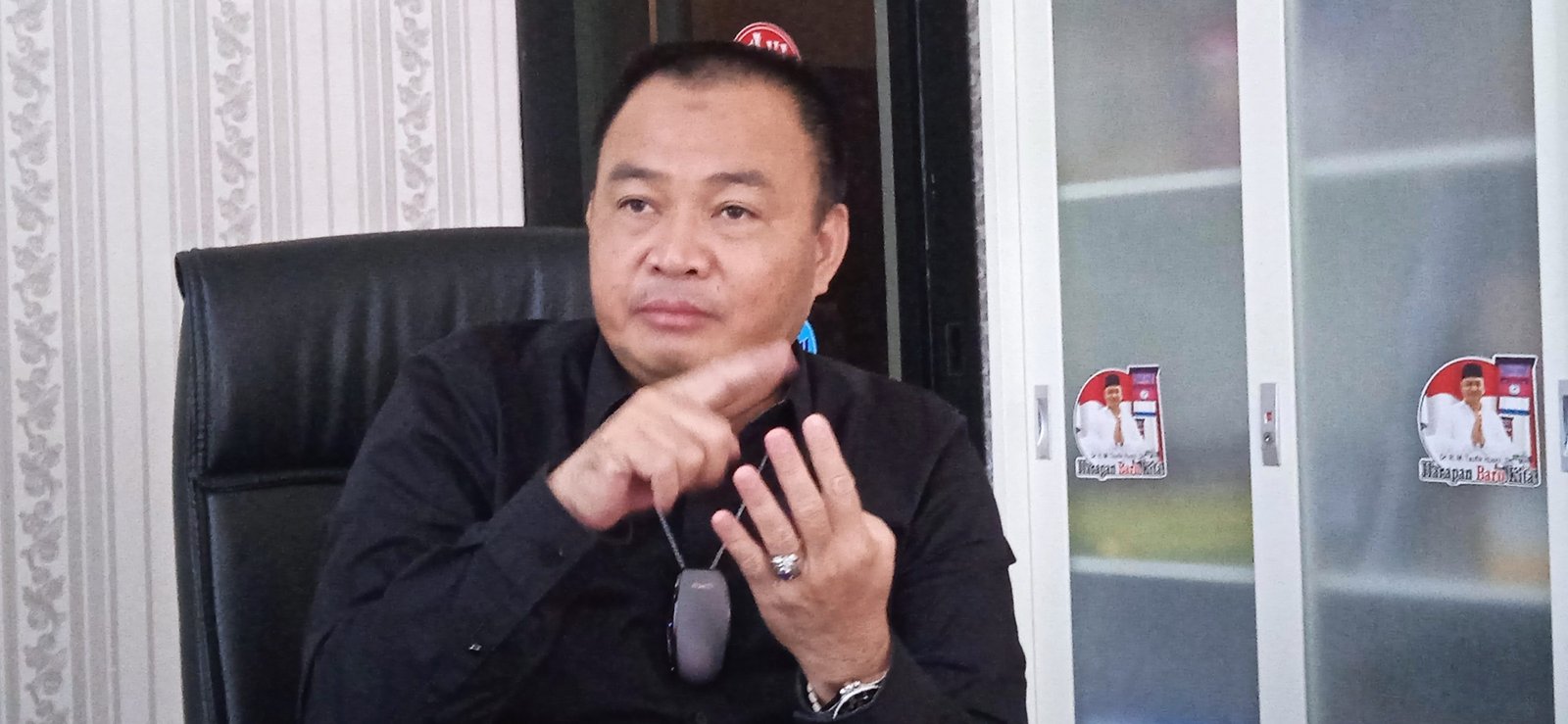 Ketua YLKI Sumsel, RM Taufik Husni