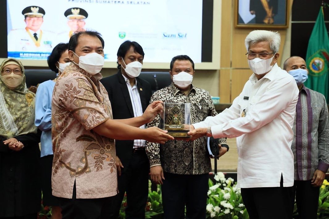 Wakil Gubernur (Wagub) Sumsel H  Mawardi Yahya menerima  unsur pimpinan dan anggota badan legislasi DPR RI