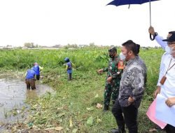 Herman Deru Bantu Pembangunan Kolam Retensi Simpang Bandara