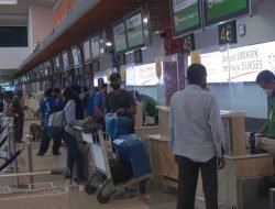 Jelang Lebaran, Setiap Hari 7.000 Penumpang Padati Bandara SMB II Palembang