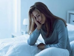 5 Tips Atasi Kurang Tidur Saat Puasa