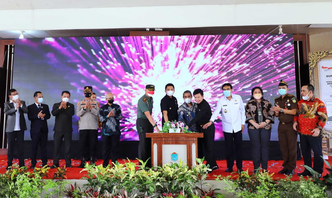 Bupati Ogan Ilir, Panca Wijaya Akbar saat Launching Pilkades Serentak